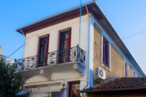 Era of Elegance: 1928 Classic Dwelling